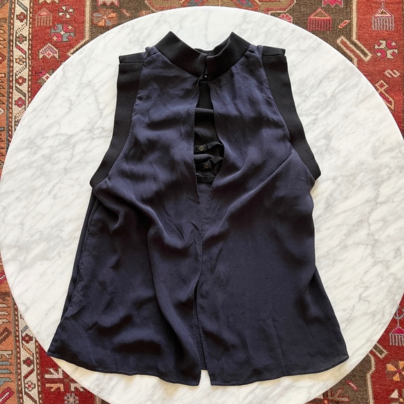 A.L.C. Blue 100% Silk Tank Top with Built In Camisole Size Large - Picture 2 of 6